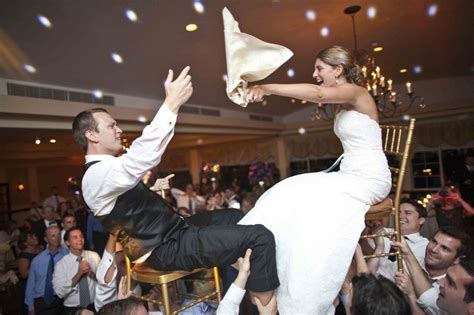 Jewish Wedding Dance Hora - jenniemarieweddings