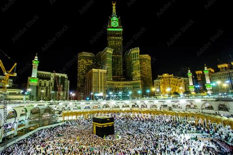 Skyline night of MECCA SAUDI ARABIA,April-2018, royal clock tower in ...