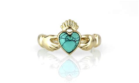 14 Gorgeous Claddagh Rings and How to Wear Them | Who What Wear