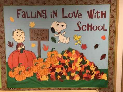 Fall Bulletin board - great pumpkin theme | Halloween bulletin boards ...