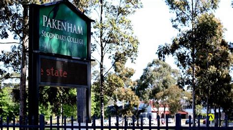 Pakenham Secondary College vs Xavier College: Bullies post slurs on ...