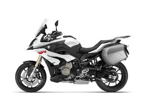 2016 BMW S1000XR First Ride Review - GearOpen.com