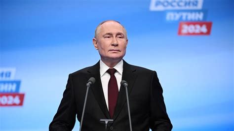 Vladimir Putin Reveals Why Voter Turnout at Russian Presidential ...