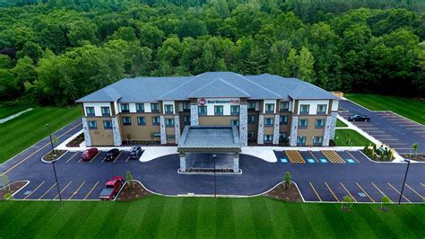 Best Western Plus The Hammondsport Hotel, NY - See Discounts