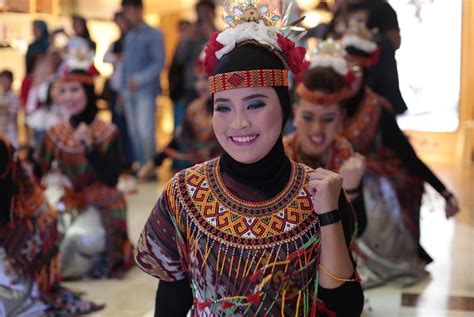 Indonesia Culture And Traditions