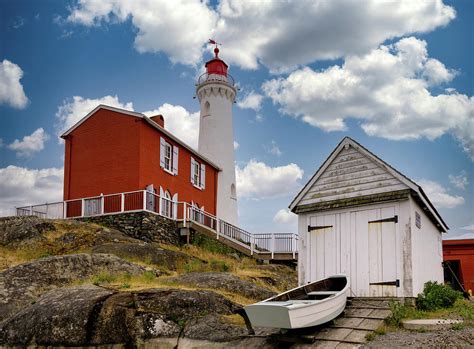 Fisgard Lighthouse #1 Photograph by Jerry Fornarotto - Fine Art America