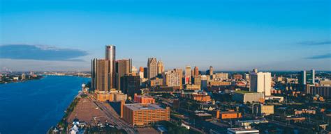 290+ Detroit Skyline Sunrise Stock Photos, Pictures & Royalty-Free ...