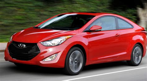 Hyundai Elantra Photos and Specs. Photo: Elantra Hyundai Specification and 26 perfect photos of ...