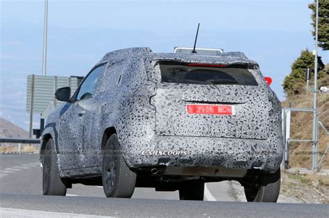 2024 Dacia Duster Shows Off Slim LEDs And Boxy Shape In Its Spy Debut ...