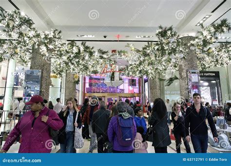 Shoppers Inside Macy S at Christmas Time in NYC Editorial Photo - Image ...