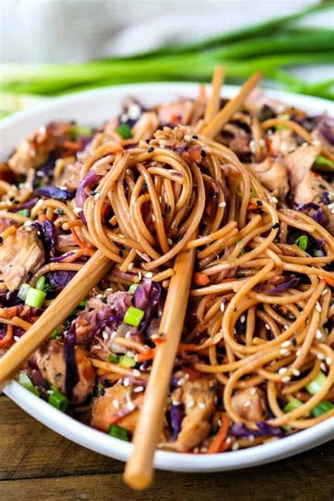 Chicken Teriyaki Noodles | Quick, Healthy Dinner Idea | Mantitlement