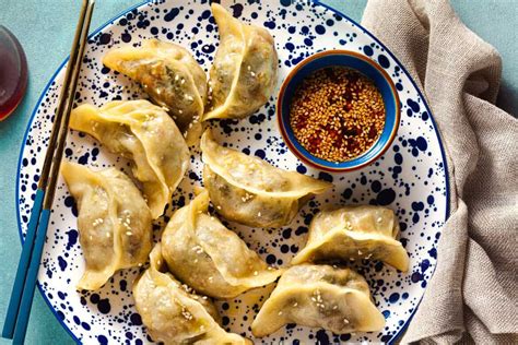 Dumplings Vs Wontons — What's The Difference? - Foods Guy