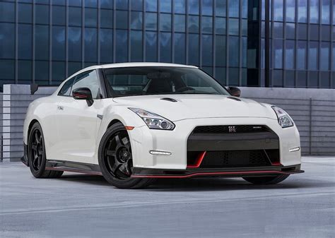 NISSAN GT-R (R35) Nismo Specs & Photos - 2014, 2015, 2016 - autoevolution