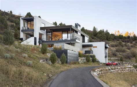 5 Tips for Building A Modern Mountain House - KH Webb Architects, PC