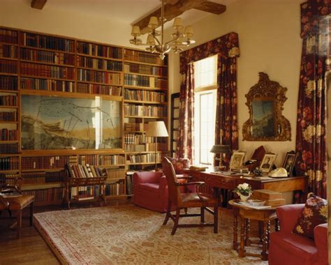 Library at Chartwell | Houghton hall, English country house, Home