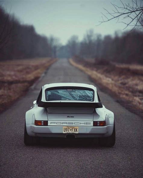 Pᴏʀsᴄʜᴇ Аят Dᴀɪʟʏ | Vintage porsche, Classic porsche, Porsche carrera gt