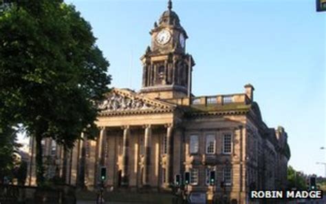 Lancaster city centre to get £1m revamp - BBC News