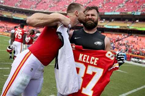 Who is Travis Kelce 's Brother, Jason Kelce ? All you need to know