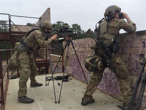 Irish Army Ranger Wing sniper team. [1600x1200] : r/MilitaryPorn