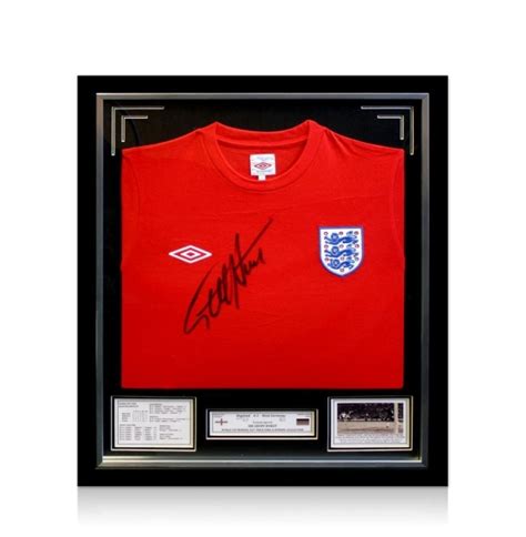 Authentic, signed and framed Sir Geoff Hurst Football Shirt | DogLine UK (Safepets)