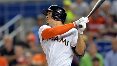 Report: Giancarlo Stanton’s $325-million deal is heavily backloaded | For The Win