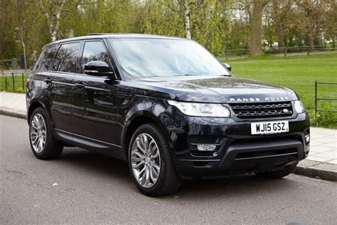 Range Rover Sport HSE Dynamic LEASE Civilised Car Hire