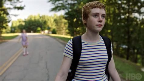 Sophia Lillis as Camille Preaker in Sharp Objects - Sophia Lillis Photo (43193911) - Fanpop