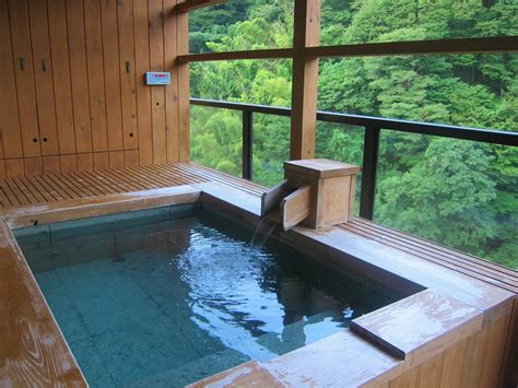 Hot Spring | Onsen | Japan Travel Guide | Japan Deluxe Tours