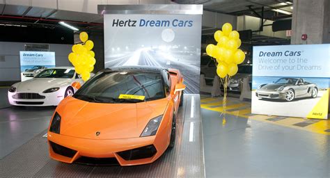 Hertz Celebrates 25,000th Dream Cars® Rental At Miami International Airport