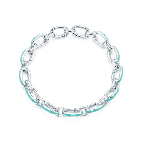 Tiffany Blue® clasping link bracelet in silver with enamel finish, 7.5" long. | Tiffany & Co.