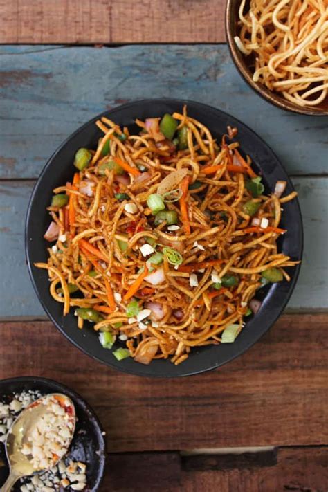 Chinese Bhel Recipe (Crispy Noodle Chaat) - Fun FOOD Frolic