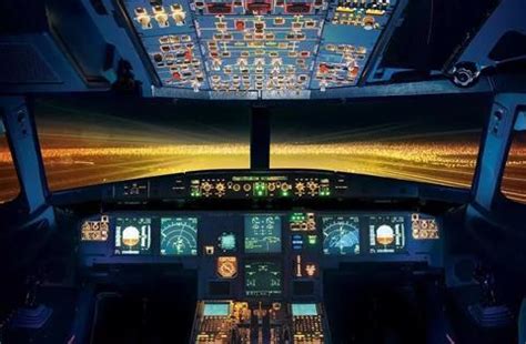 Large batch of American A320s to receive cockpit-display upgrades | News | Flight Global