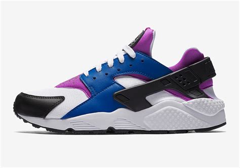 Nike Air Huarache Blue Jay Hyper Violet Black White 318429-415 | SneakerNews.com