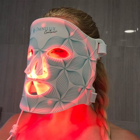 Omnilux Contour LED mask | Unique Verve