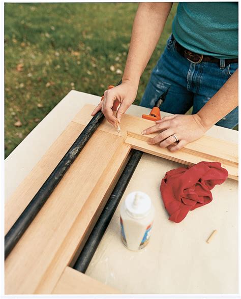 How to Build a Screen Door | Diy screen door, Wood screen door, Vintage screen doors