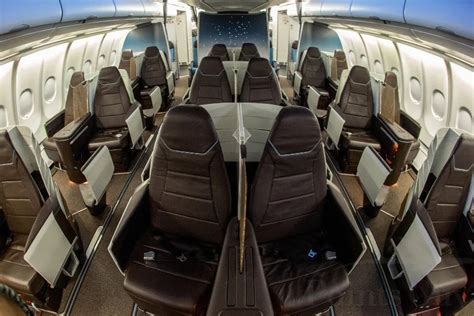 Hawaiian Unveils New 787 Biz Class With Double-Bed Suites