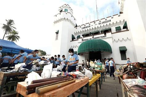 Bilibid raid: Gadgets, appliances seized | Philstar.com