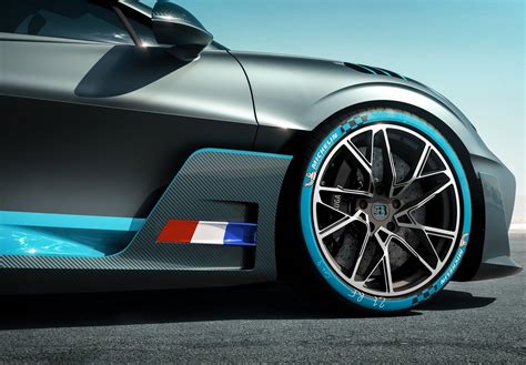 Bugatti Divo-wheels