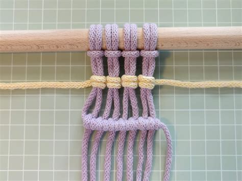 Macrame half hitch knot tutorial: Step-by-step with photos