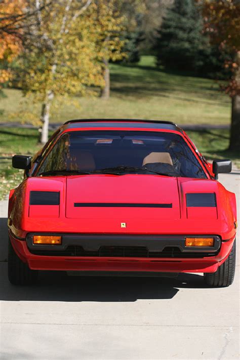 ‘Magnum P.I.’ 1984 Ferrari 308 GTS Quattrovalvole up for Auction | Kfz