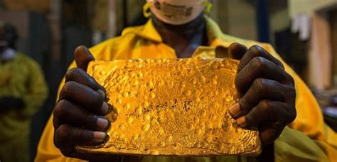 Mali revises 2023 industrial gold forecast up 6% to 67.7 tons