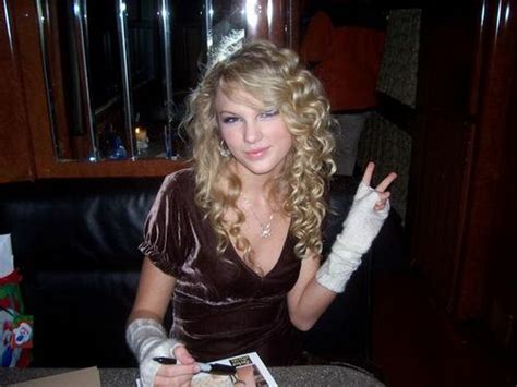 Taylor Swift rare. | Long live taylor swift, Taylor swift pictures ...