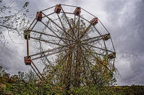 Lake Shawnee Amusement Park - Haunted and Abandoned