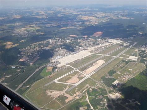 Ramstein Air Base (Germany), taken from a glider : aviation