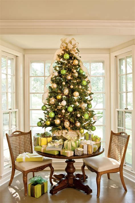 40+ Christmas Tree Decoration Ideas - Christmas Trees Photos - Southern Living