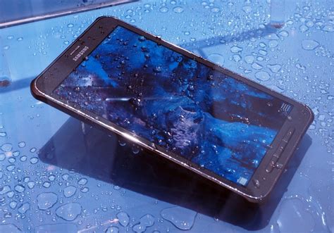 The Best Waterproof Tablet of 2021 - Buying Guide