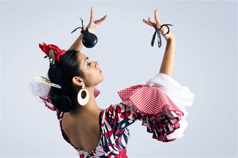 Flamenco - opis i historia tańca, strój, kroki podstawowe - WFormie24.pl