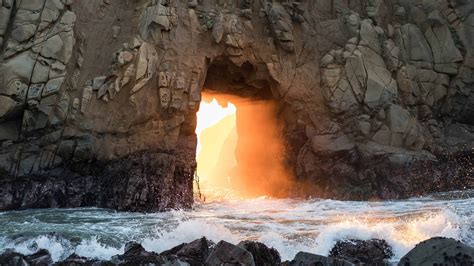 🔥 Pfeiffer Beach Big Sur Gateway State Park California United States : r/NatureIsFuckingLit