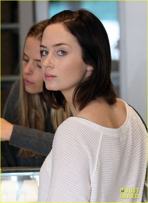 Photo: emily blunt jewelry shopping 01 | Photo 2616818 | Just Jared: Entertainment News