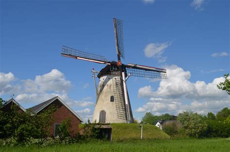 Oldest Windmill in Holland | Holland windmills, Old windmills, Windmill